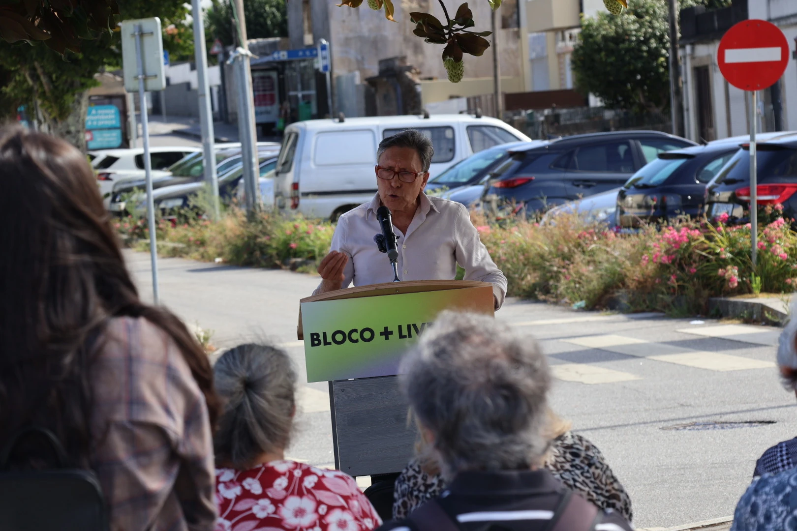 30/08 — Apresentação de candidatura a Oliveira do Douro
